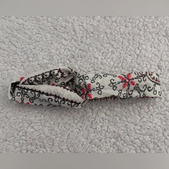 Floral Knot Headband - Picture 2 of 4